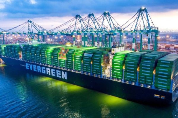 Pakistan expands shipping fleet to tackle global logistics crisis