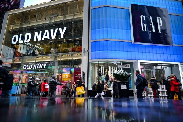 GAP defends its air freight cost of US$450 million
