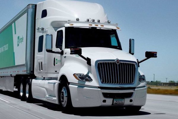 Hiring gap between large and small trucking firm problematic