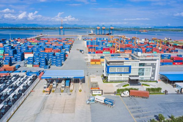 Hai Phong to build two additional terminals